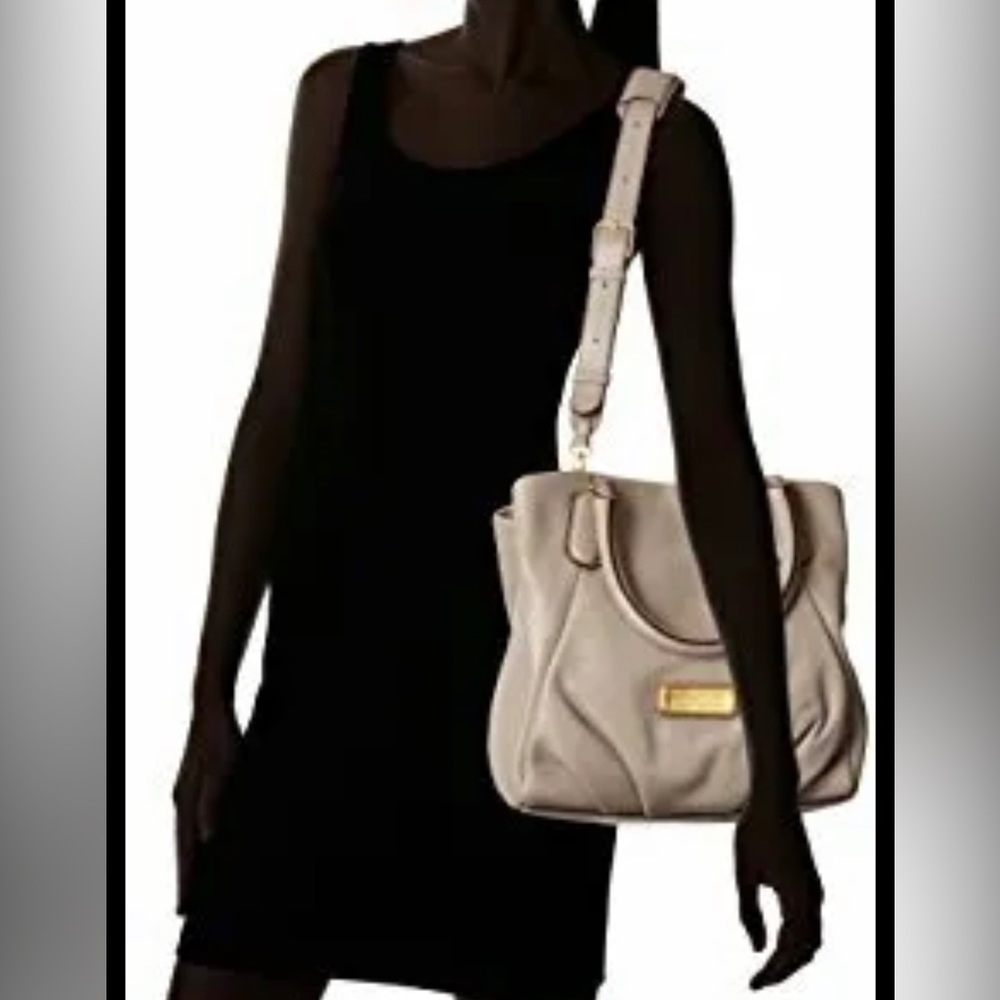 Marc Jacobs Classic Q Fran Leather Hobo shoulder hand bag in cement gray - Picture 3 of 14